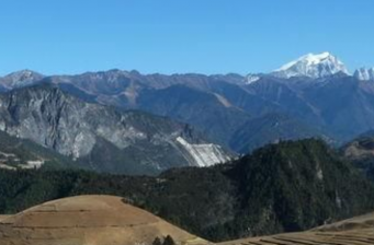 哈巴雪山