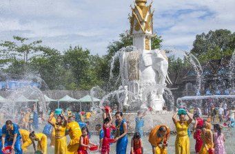 潑水廣場