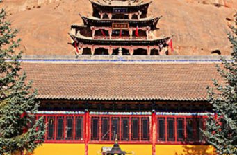 馬蹄寺千佛洞