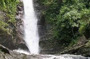涼山瀑布