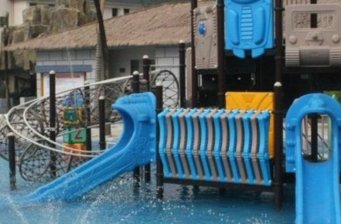金水臺太陽島水上樂園