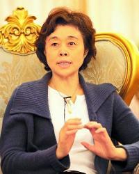 孫晉芳