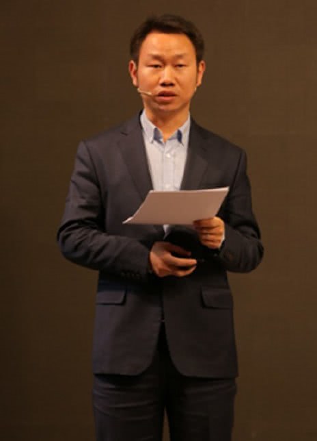 盧小波 盧小波
