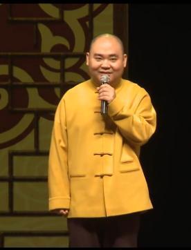 侯震 侯震