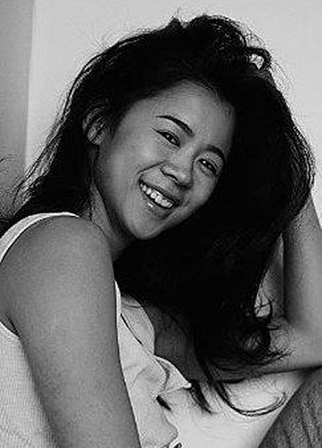 莉婭·劉易斯