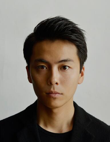 森岡龍