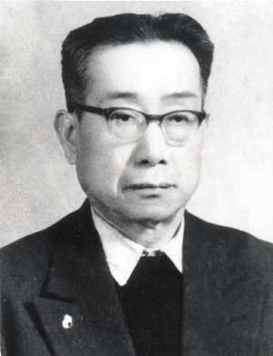 熊慶來(lái)