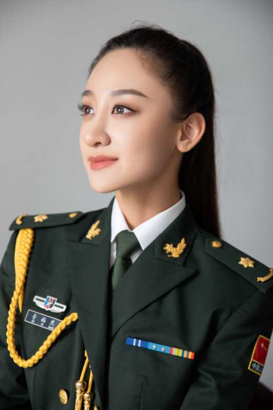 李祎然 李祎然