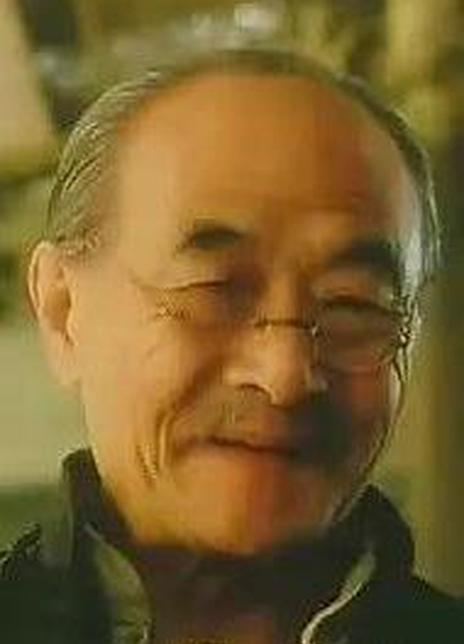 黃斐