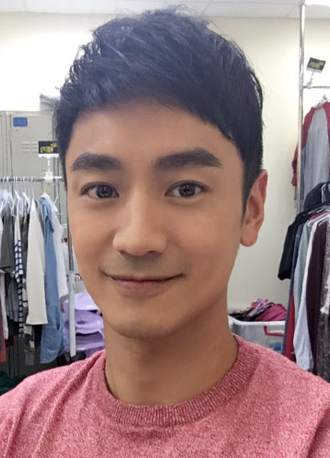 林佑威 林佑威