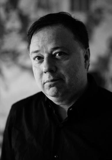 尼古拉·謝爾菲格 尼古拉·謝爾菲格