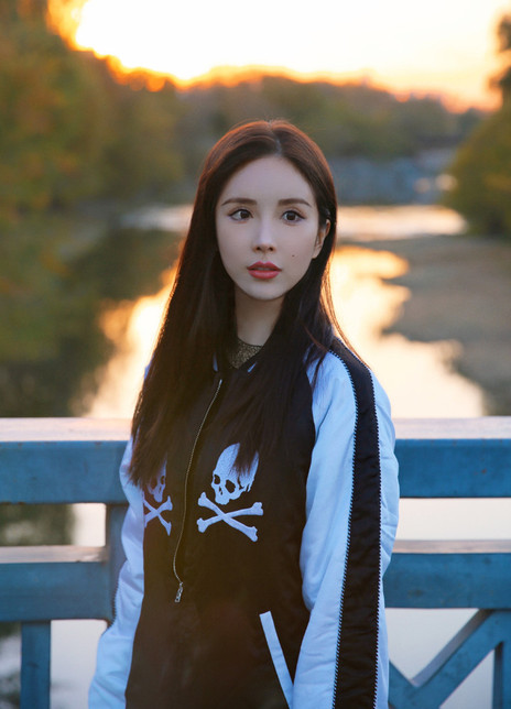 歐陽(yáng)小如